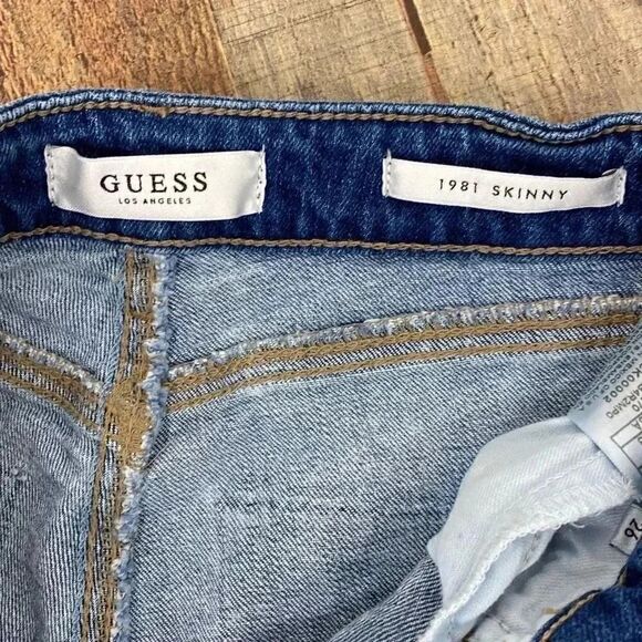 Guess 1981 Skinny Jeans - Picture 5 of 8